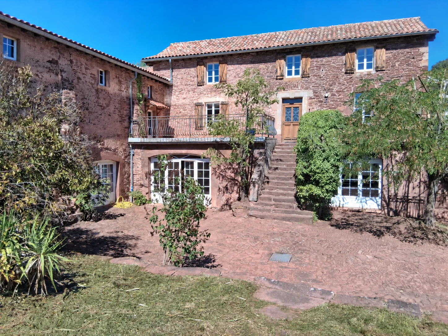 La cour de la maison historique